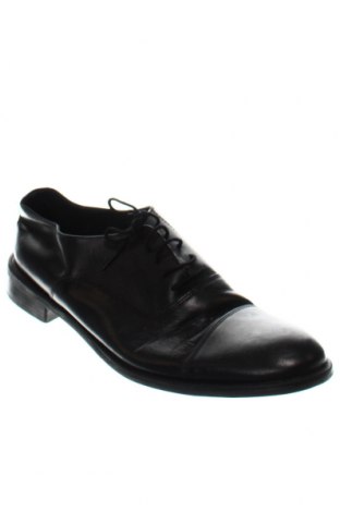 Мъжки обувки Royal Class, Размер 42, Цвят Черен, Цена 32,48 лв.