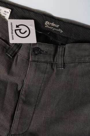 Pantaloni de bărbați Atelier GARDEUR, Mărime M, Culoare Gri, Preț 31,84 Lei