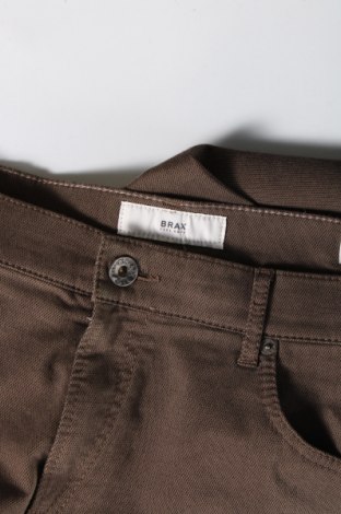 Мъжки панталон Brax, Размер M, Цвят Бежов, Цена 13,64 лв.
