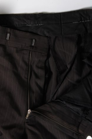 Pánské kalhoty  Hugo Boss, Velikost M, Barva Hnědá, Cena  422,00 Kč