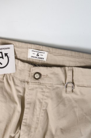 Мъжки панталон Jack & Jones, Размер M, Цвят Бежов, Цена 17,00 лв.