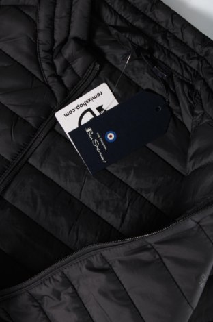 Ανδρικό μπουφάν Ben Sherman, Μέγεθος M, Χρώμα Μαύρο, Τιμή 15,77 €