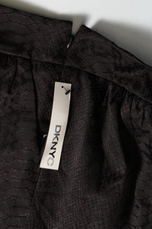 Пола DKNY, Размер M, Цвят Черен, Цена 136,00 лв.