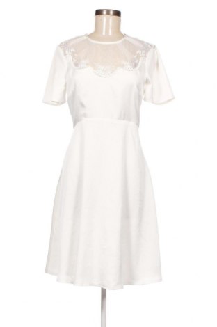 Kleid Y.A.S, Größe M, Farbe Weiß, Preis 18,17 €