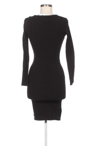 Šaty  Bershka, Veľkosť S, Farba Čierna, Cena  2,63 €