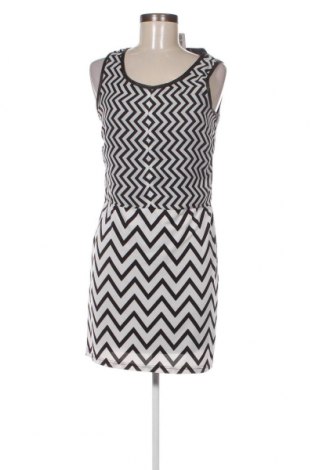 Kleid C.Luce, Größe M, Farbe Mehrfarbig, Preis 2,45 €