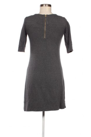 Φόρεμα Donna Ricco, Μέγεθος XS, Χρώμα Γκρί, Τιμή 2,10 €