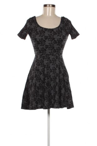 Kleid H&M Divided, Größe S, Farbe Mehrfarbig, Preis € 3,63