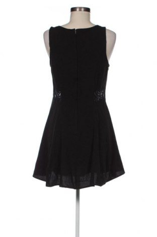 Kleid H&M Divided, Größe XL, Farbe Schwarz, Preis 40,36 €