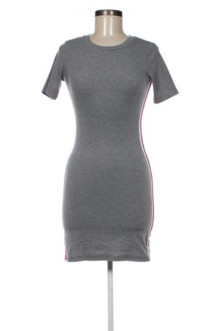 Šaty  H&M Divided, Veľkosť S, Farba Sivá, Cena  3,95 €