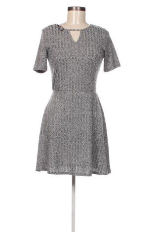 Šaty  H&M Divided, Veľkosť M, Farba Čierna, Cena  2,96 €