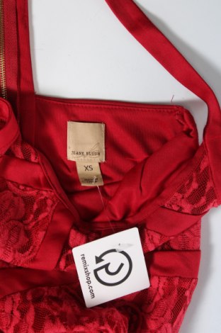 Šaty  Jeane Blush, Velikost XS, Barva Červená, Cena  347,00 Kč
