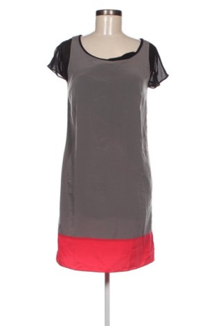 Kleid Kenneth Cole, Größe S, Farbe Grün, Preis € 23,66