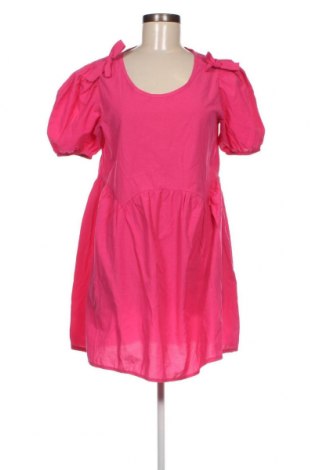 Šaty  Trendyol, Velikost M, Barva Růžová, Cena  136,00 Kč