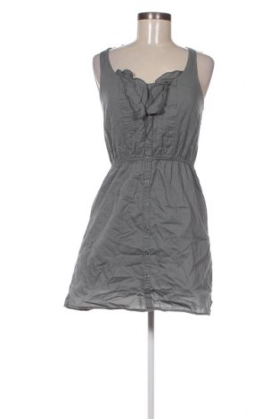 Kleid Xhilaration, Größe M, Farbe Grau, Preis € 5,05