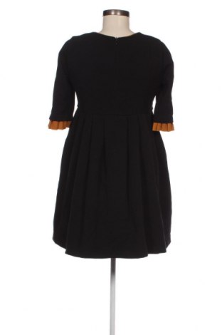 Kleid Zara Trafaluc, Größe S, Farbe Schwarz, Preis 8,18 €