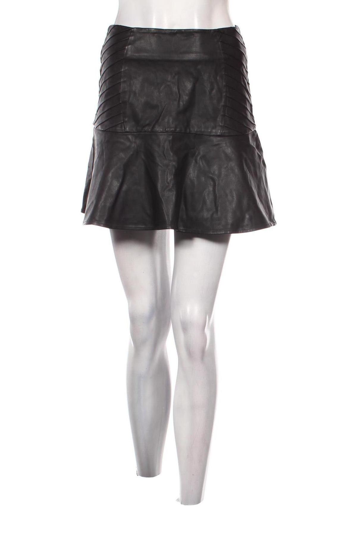 Δερμάτινη φούστα Finders Keepers, Μέγεθος XS, Χρώμα Μαύρο, Τιμή 1,93 €