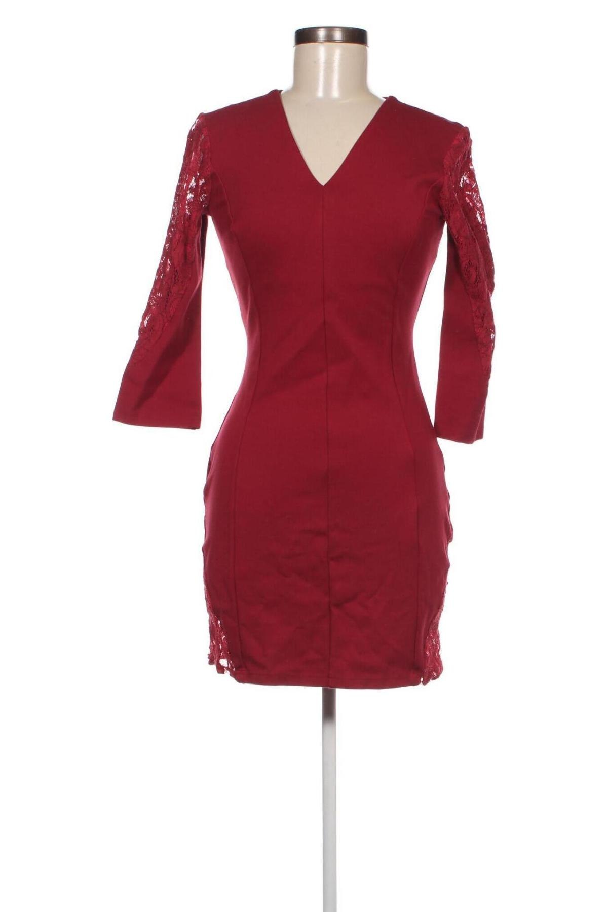 Šaty  Silvian Heach, Velikost S, Barva Červená, Cena  163,00 Kč