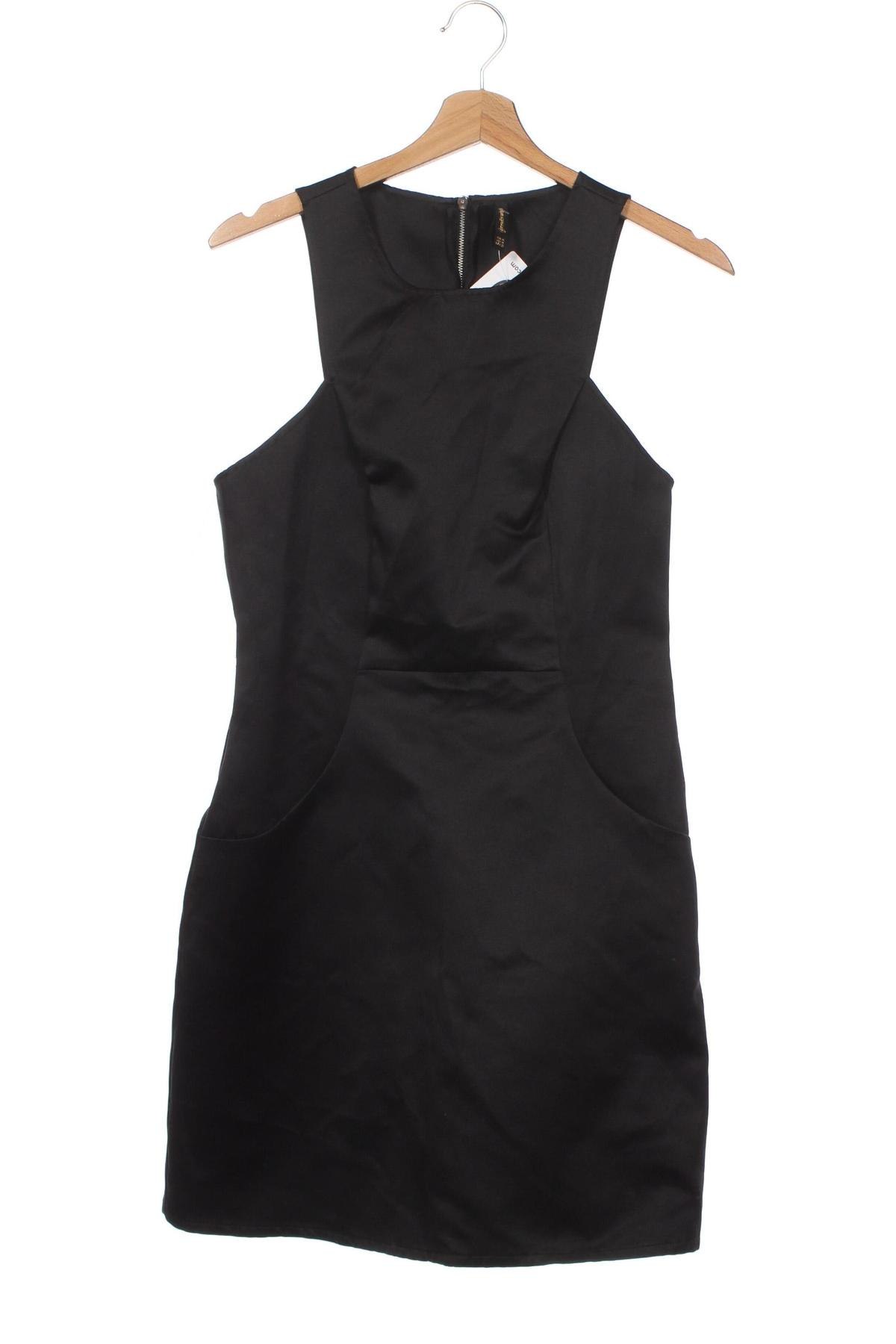 Kleid Stradivarius, Größe M, Farbe Schwarz, Preis 4,45 €