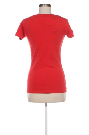 Damen Shirt Guess, Größe L, Farbe Rot, Preis 55,24 €