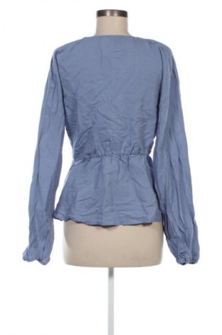 Damen Shirt NA-KD, Größe S, Farbe Blau, Preis 23,99 €