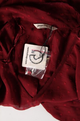 Damen Shirt Stradivarius, Größe S, Farbe Rot, Preis 13,49 €