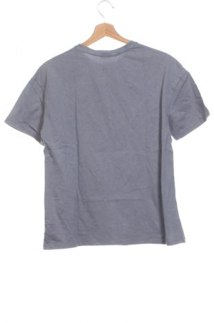 Γυναικείο t-shirt Stradivarius, Μέγεθος XS, Χρώμα Γκρί, Τιμή 9,00 €