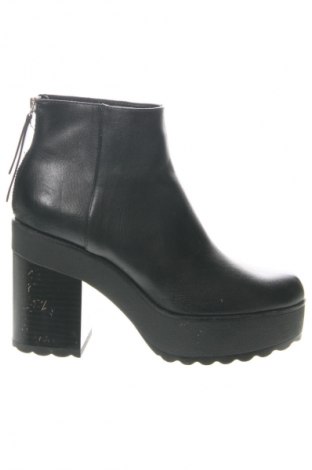 Damen Stiefeletten Bershka, Größe 38, Farbe Schwarz, Preis € 24,55