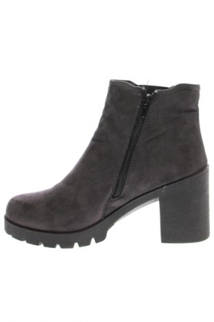 Botine de damă Graceland, Mărime 42, Culoare Gri, Preț 159,59 Lei