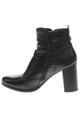 Damen Stiefeletten S77, Größe 38, Farbe Schwarz, Preis € 38,30