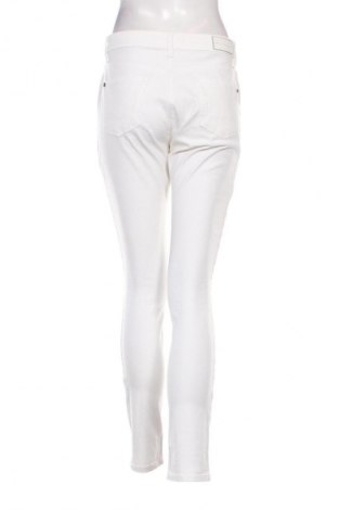 Damen Jeans Cambio, Größe M, Farbe Weiß, Preis 20,02 €