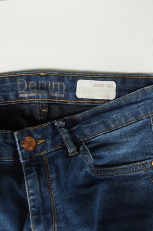 Дамски дънки Denim 1982, Размер S, Цвят Син, Цена 15,99 лв.