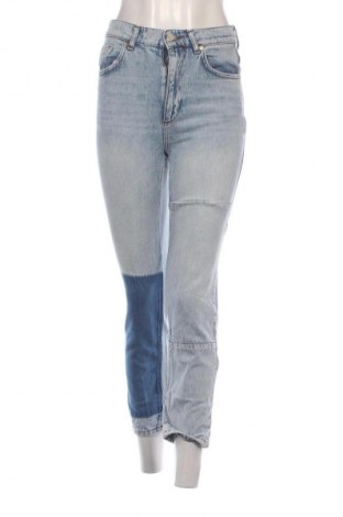 Damskie jeansy Kendall & Kylie, Rozmiar S, Kolor Niebieski, Cena 77,99 zł