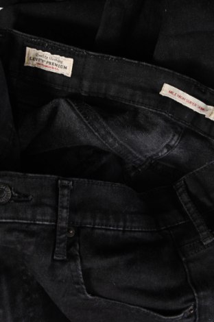 Дамски дънки Levi's, Размер M, Цвят Черен, Цена 37,99 лв.