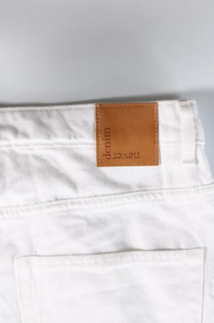 Damskie jeansy Never Denim, Rozmiar XXL, Kolor Biały, Cena 91,95 zł