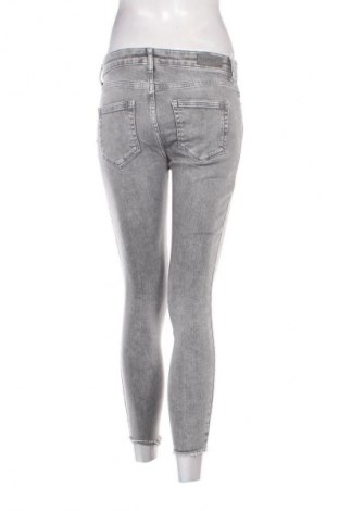 Damen Jeans ONLY, Größe S, Farbe Grau, Preis 23,99 €