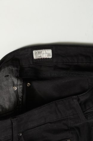 Damskie jeansy Pepe Jeans, Rozmiar M, Kolor Czarny, Cena 239,99 zł