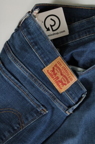 Дамски дънки Signature By Levi Strauss & Co, Размер XL, Цвят Син, Цена 29,49 лв.