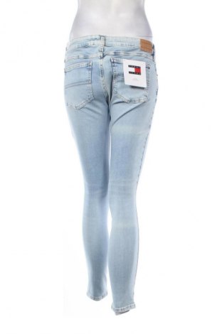 Damskie jeansy Tommy Jeans, Rozmiar M, Kolor Niebieski, Cena 204,99 zł