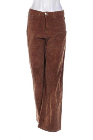 Damen Cordhose Pull&Bear, Größe S, Farbe Braun, Preis € 20,49