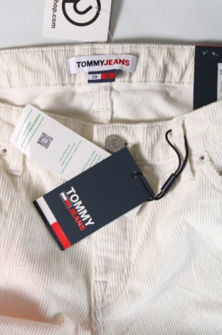 Γυναικείο κοτλέ παντελόνι Tommy Jeans, Μέγεθος M, Χρώμα Λευκό, Τιμή 124,99 €