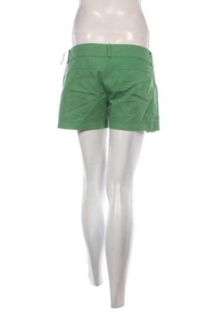 Pantaloni scurți de femei Hype, Mărime M, Culoare Verde, Preț 84,78 Lei