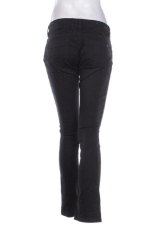 Pantaloni de femei Pepe Jeans, Mărime M, Culoare Negru, Preț 203,99 Lei