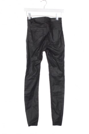 Damenhose Stradivarius, Größe XS, Farbe Schwarz, Preis 20,49 €