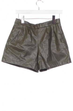 Kinder Shorts Page One, Größe 15-18y/ 170-176 cm, Farbe Grün, Preis 4,99 €