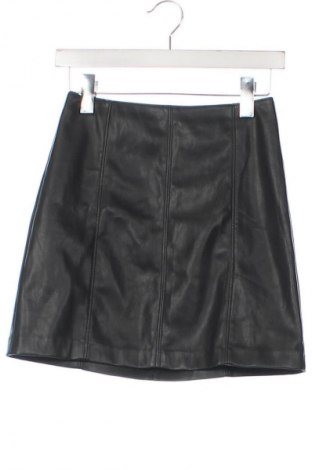 Fustă de piele Abercrombie & Fitch, Mărime XXS, Culoare Negru, Preț 44,99 Lei