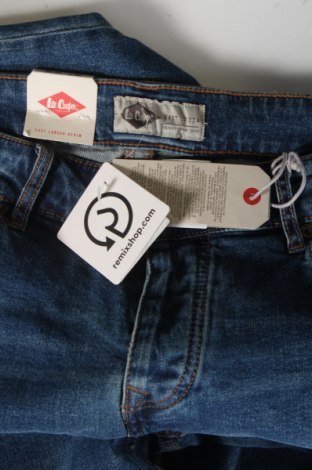 Blugi de bărbați Lee Cooper, Mărime M, Culoare Albastru, Preț 275,51 Lei