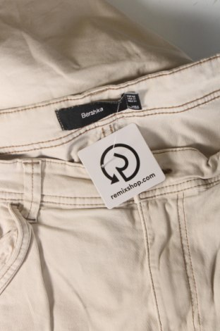 Herrenhose Bershka, Größe S, Farbe Ecru, Preis € 19,85