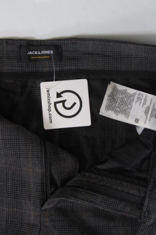 Herrenhose Jack & Jones, Größe S, Farbe Mehrfarbig, Preis € 8,99