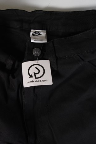 Pantaloni de bărbați Nike, Mărime L, Culoare Negru, Preț 180,99 Lei